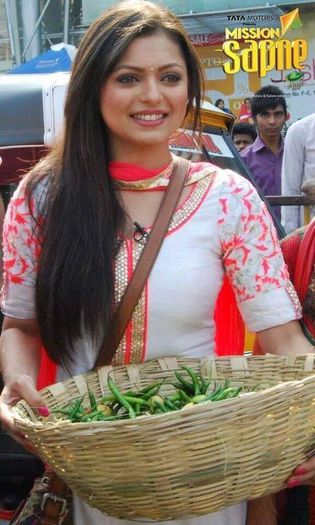 10334392_568963533220892_3587250642752674426_n - Drashti Dhami-DD
