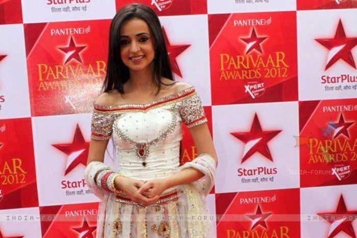 10325274_572694022847843_720240714132755109_n - Sanaya Irani