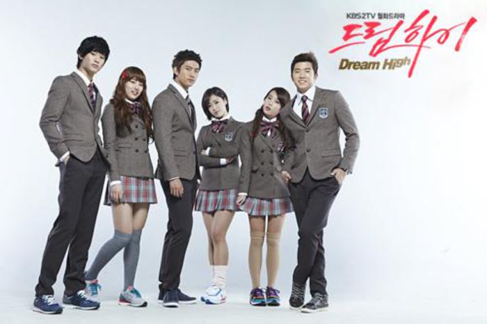 Dream High (nici nu vreau sa ma uit la Dream High 2 ...alti actori.. plus Jiyeon e acolo) - Asian dramas