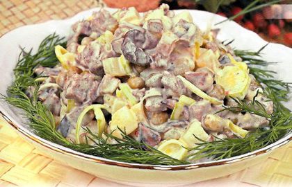 salata cu ciuperci
