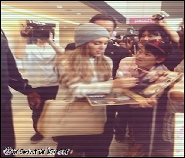 Ariana at the Narita International Airport - 2014 - shows AND appearances_ 2O14 xx