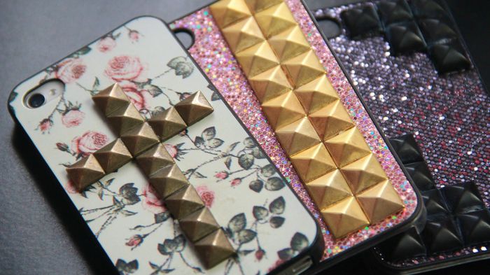 maxresdefault - DIY Studded Phone Case