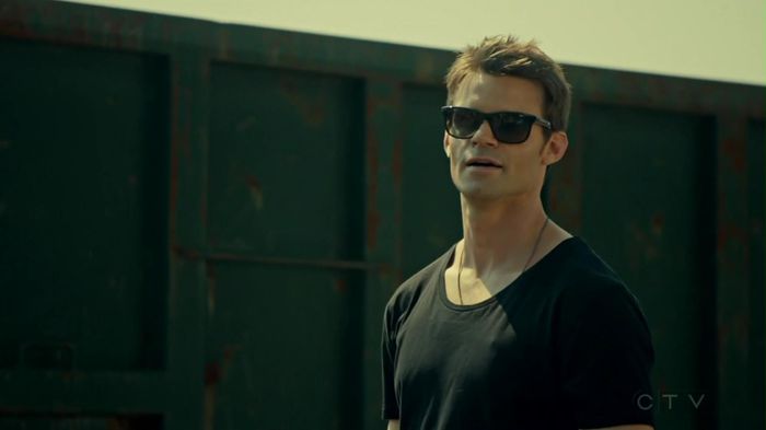 Esti curios?=))))#Fane ; Merci #kat , prefer borcanele dar ligheanu e jmen=))