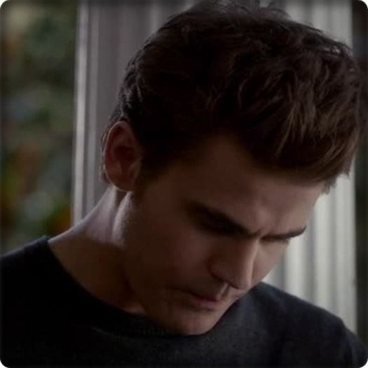 ». *isi ridica tricou`* da, nu mai am cerculete, am patratele :)) *click; ». ce faaacem prinţiii ca m-am pleectisit . :))
