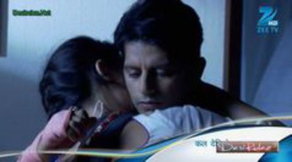 97679700_JBSNLOZ3 - 15-Aahil si Sanam