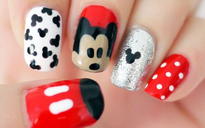 maxresdefault - Disney Mickey Mouse Inspired Nails