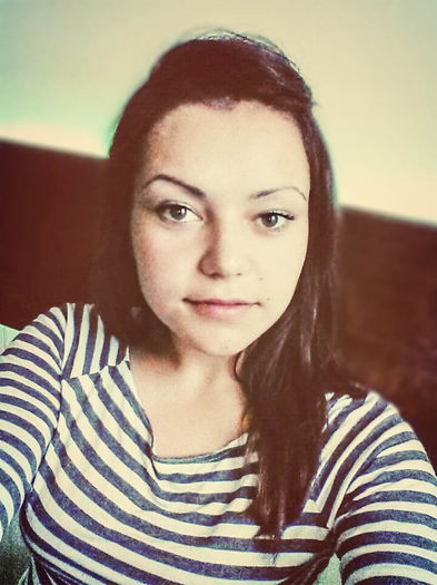 10370904_560456667406823_6500612781343241055_n