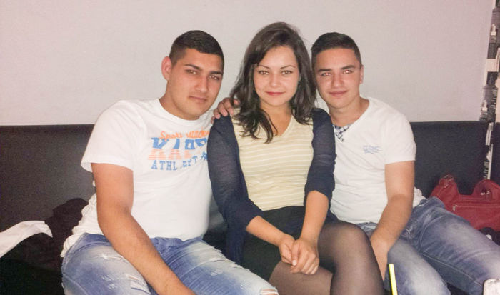 10485147_593121237468294_1983115044_o