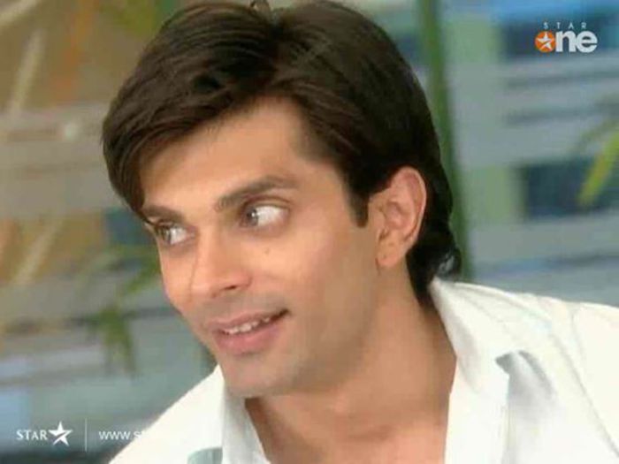 De cine?? - Episodul 18