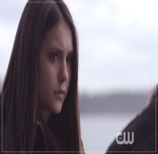 #se imbraca in costum de indianca si danseaza pe melodia AAA =)))))). - here - episode 20 - done