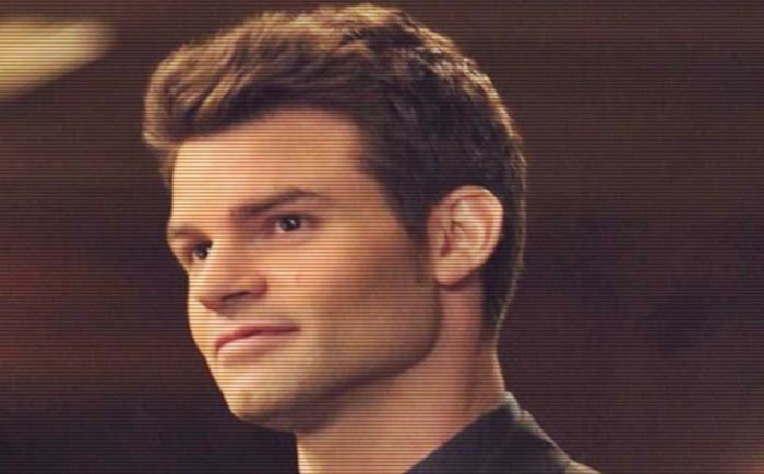 Cpl #bonnie *face o rima* Nicolae nicolae, caroline il apuca de cwae pentru ca a facut-o de oaie=)))