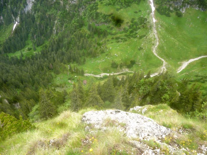 Vedere de la cruce(Padina )Crucii spre Malaiesti