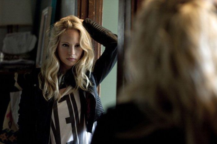 ᵔᴥᵔ -- Mă duc, mă duc ! *Pleacă bălăngăninduse către Mystic Grill*