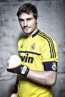descărcare (1) - Iker Casillas