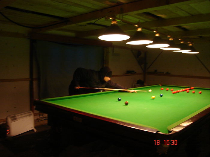18dec2012 - X- Snooker