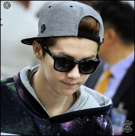 140414 Luhan @ Haneda to Gimpo Airport.22