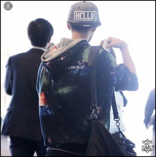 140414 Luhan @ Haneda to Gimpo Airport.23