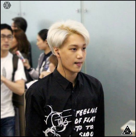 140510 Kai @ Incheon Airport to Shanghai Airport.19