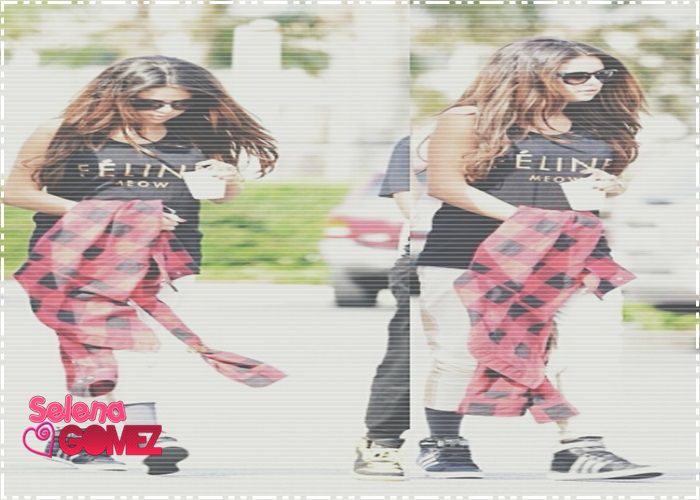 » teddix5 ♡ . - 0 _ fan CLUB - Selena lloves youuu
