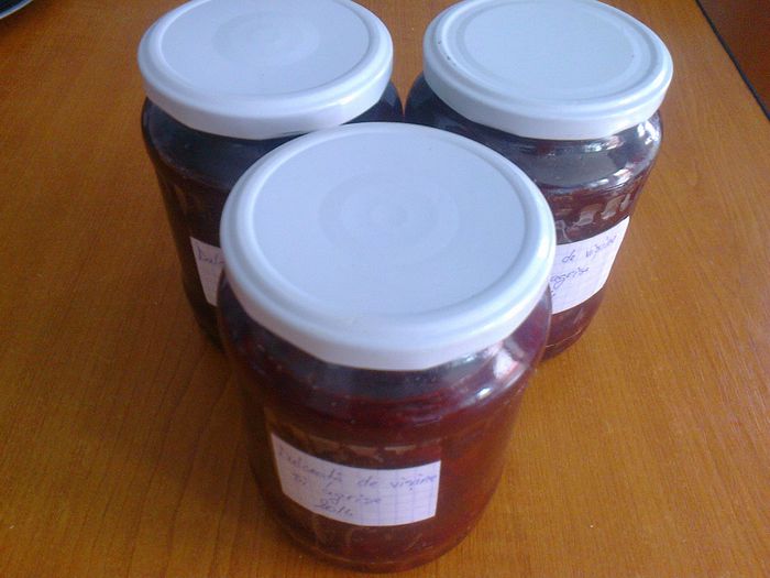 Dulceata de visine si agrise - Culinar 3