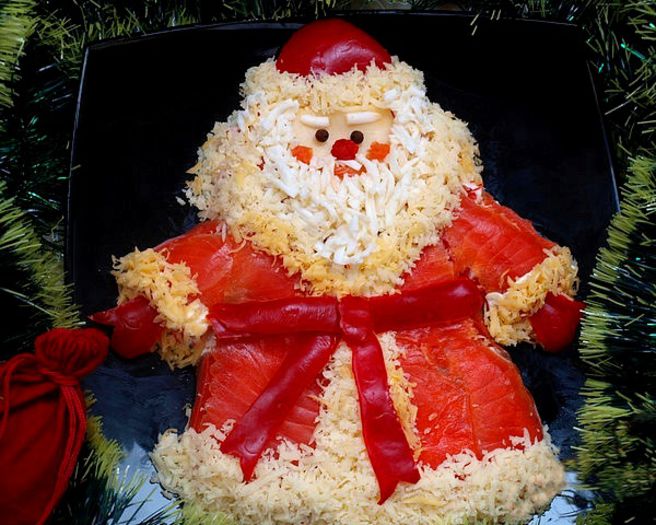 salata Mos Craciun cu bastoane de crab