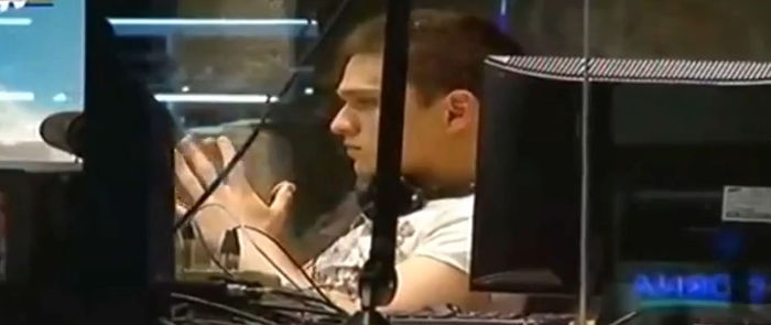 bandicam 2014-06-27 23-44-37-545