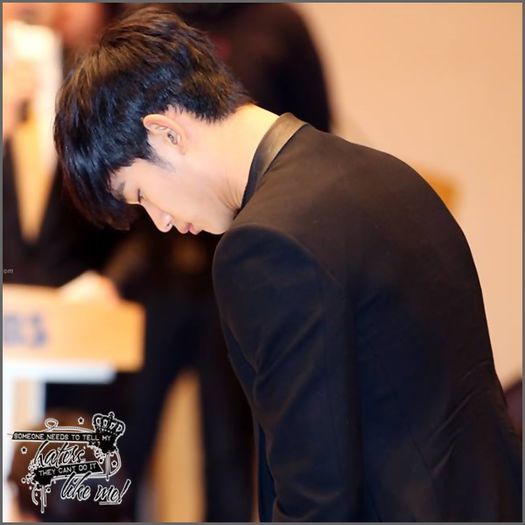 Sh. Oh ba da.~ :3 ..Esti. :)) ..