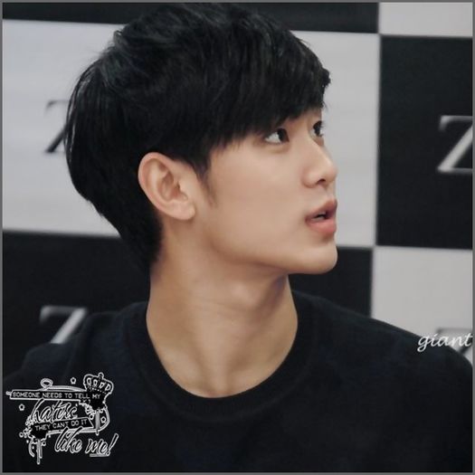 Sh. Yuraa. ♥♥♥ ..Ce faci? :o3 ..