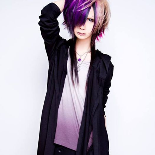 Kuina : 8 - Nu imi prea place asa mult de el.