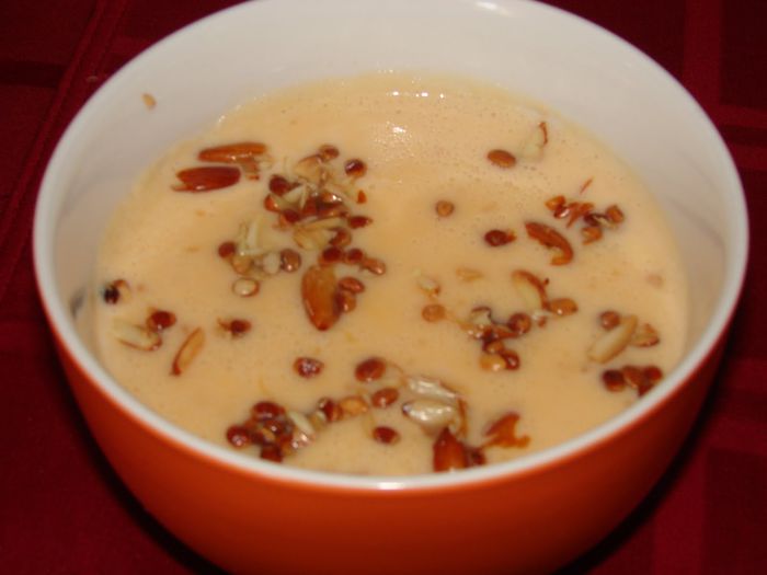 Badam Kheer (Budinca fina cu migdale)