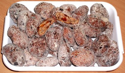 Date Puffs (Prajiturele cu curmale) - Dulciuri