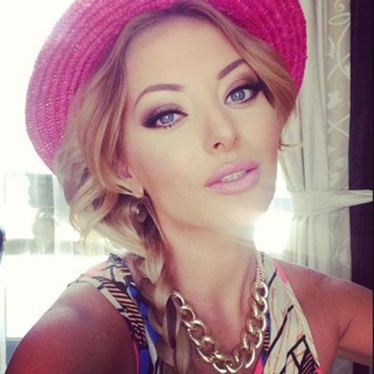 Delia Matache: 7 - Nu imi place prea mult de ea, deci nu vreau sa spun prea multe.