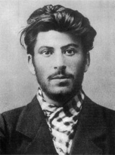 Iosif Stalin-24 ani-1902 - fotografii inedite din istorie