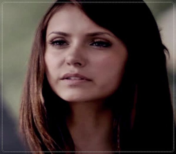 》*venea inapoi spre casa si auzise ce a spus neymar, click*; Vrei sa vezi ca ma apuc de azi sa-l caut? Doar ma intrebam pe mine insami daca a patit ceva, nu va ziceam voua...voi m-ati intrebat la cine ma refer.
