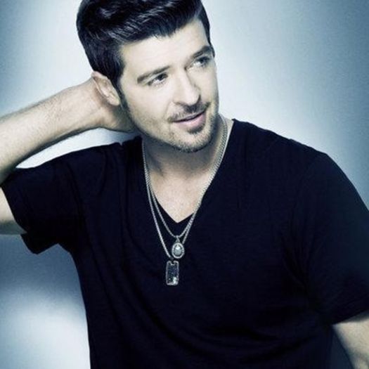 Robin Thicke: 7 - Pana acum nu am auzit de el. :))