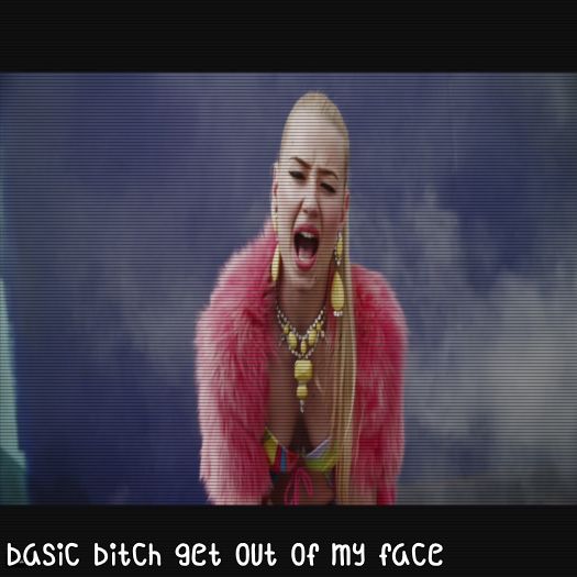 ♡ cσνєη ♡ *se urcă într-un copac și dispare din peisaj*