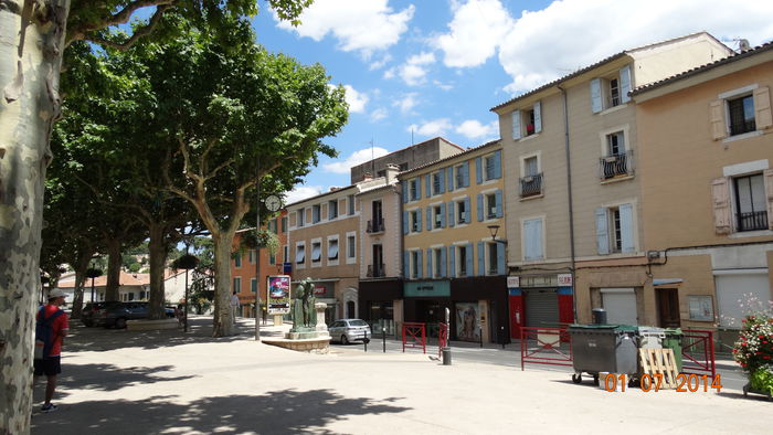 2014_07020436 - Manosque