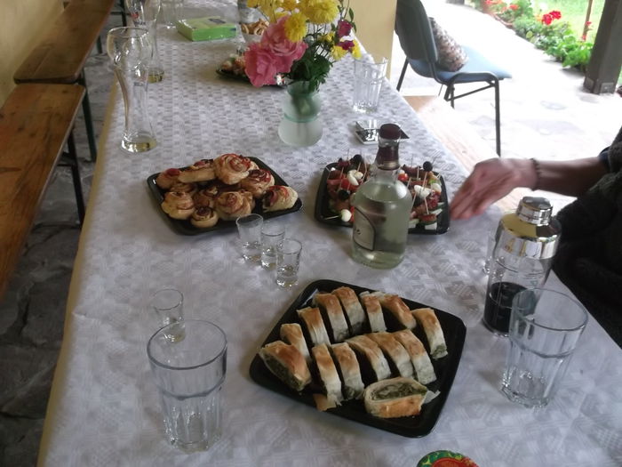 DES...COPERITI PERSONAL - FERMA ANDRE  SI  NIK PUIUT