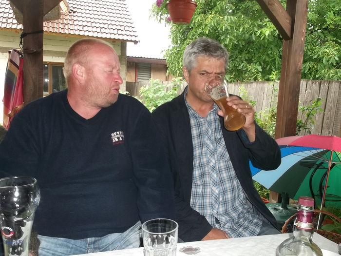 UN FRATE DE MINISTRU "SECAT" - FERMA ANDRE  SI  NIK PUIUT
