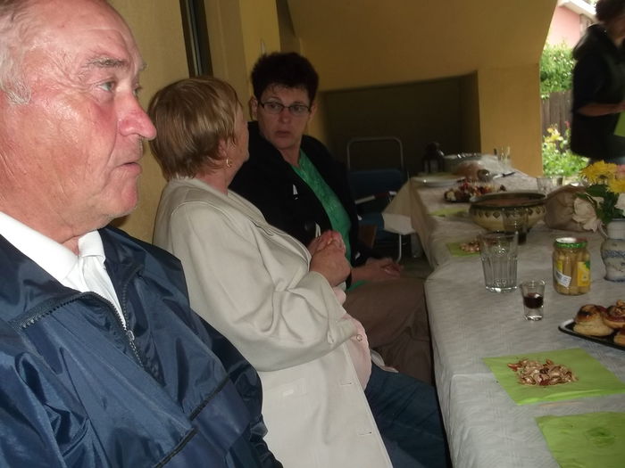 POVESTI LA...... GURA TERASEI - FERMA ANDRE  SI  NIK PUIUT