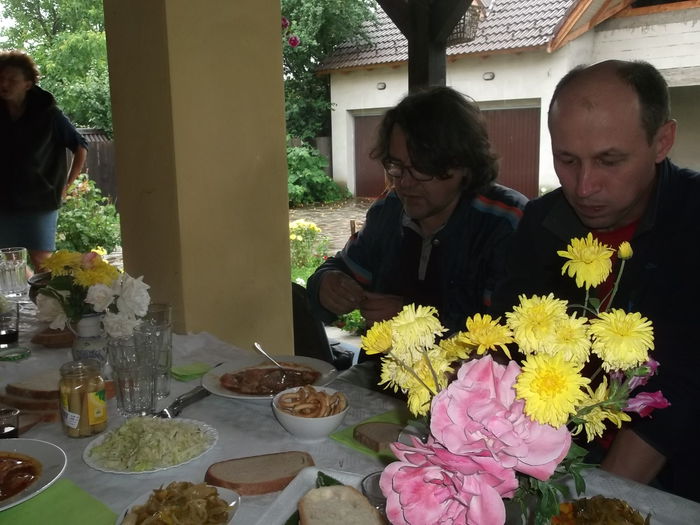 NR. 1 SI IMPRESARUL - FERMA ANDRE  SI  NIK PUIUT