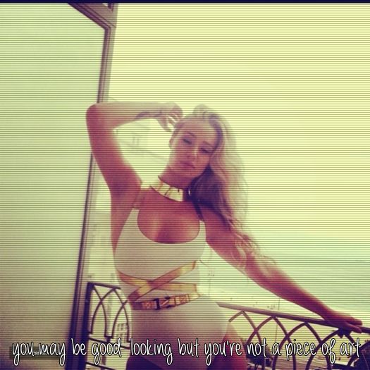 ♡ cσνєη ♡ hai să călărim delfini =)))