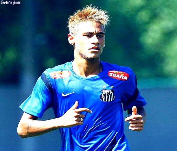 ɳҽყɱαɾ | delfini ca delfini, dar daca sunt rechini si ma musca de bu;;;ci ? :(