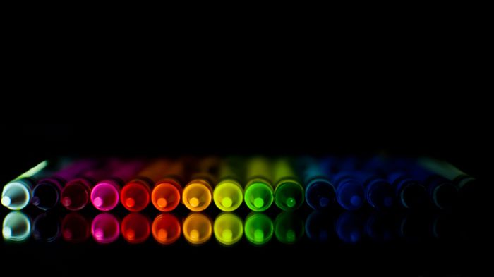 colorful_crayons-1920x1080 - POZE DESKTOP 2015