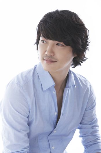 yoon-sang-hyun21