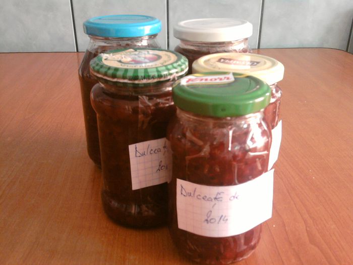 Dulceata de coacaze albe