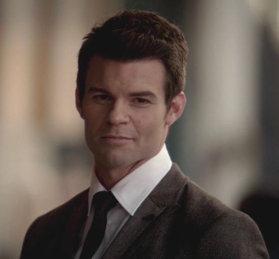 Da mey iti dau una de faci ca girofaru=)))) - here - episode 21 - done