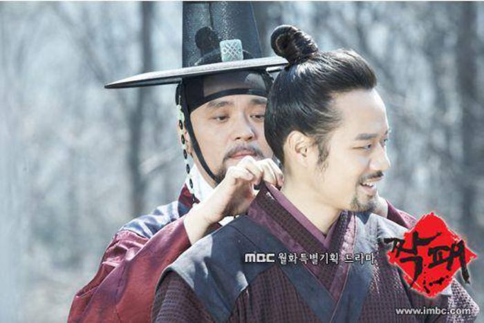 1395811_220851391417256_139462871_n