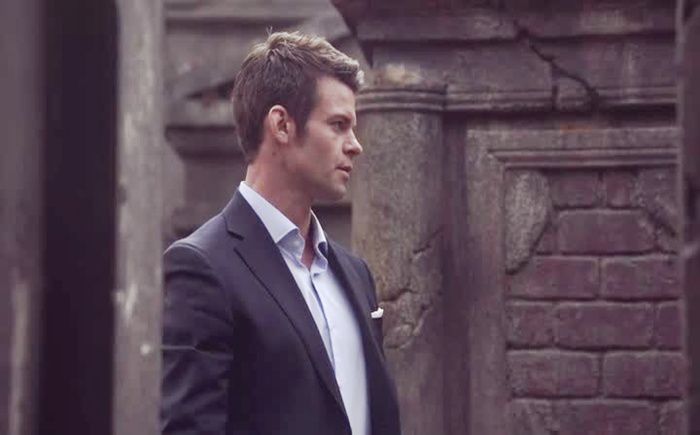 Meeey, ai pus mana pe perete si te-ai facut c;;canie in palma=))))))) *ii da un servetel umed* - here - episode 21 - done