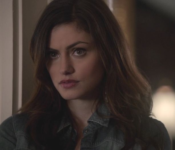 ✿ - *pune un playlist de muzica romantica* Elenei o sa-i placa! Sunt sigura! - here - episode 21 - done